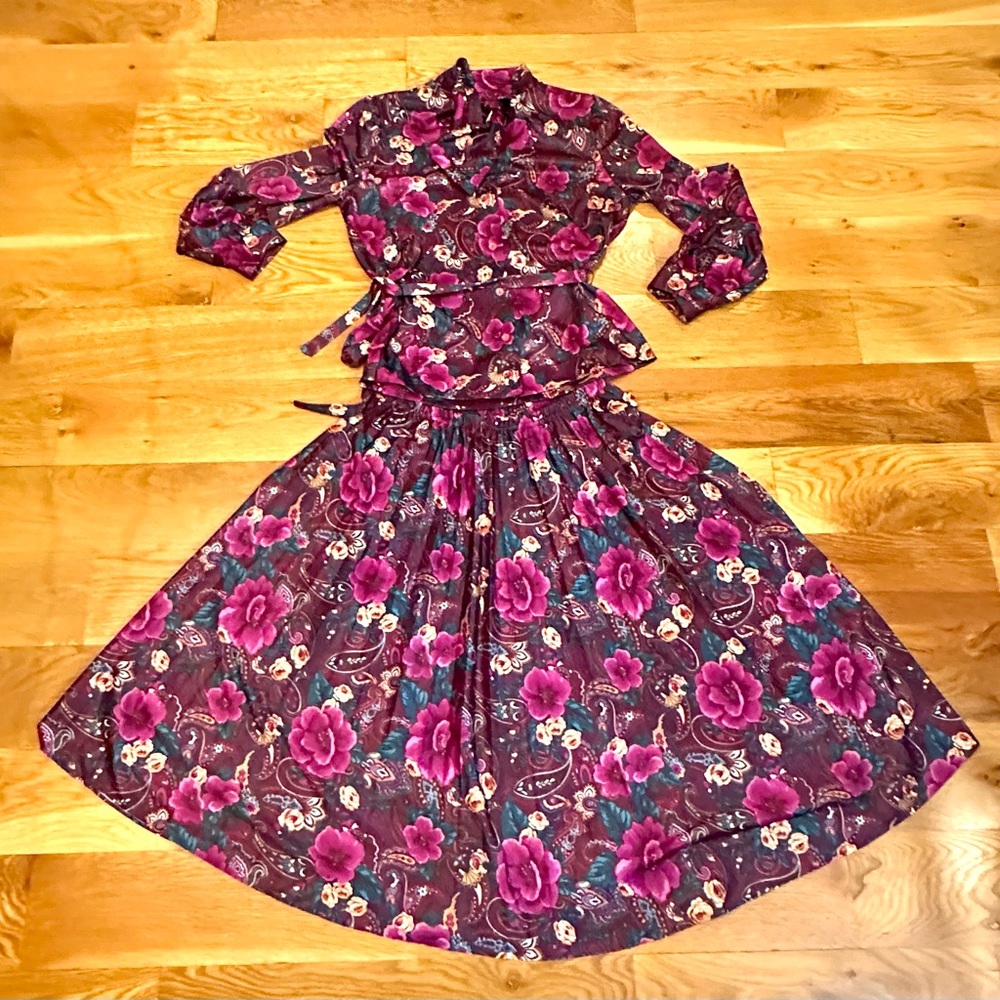 Vintage Silver Threads LTD. 2Pcs Floral Plum Purple Blouse & Skirt size 12 USA